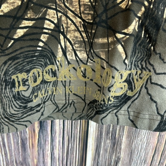 Guitar Print Long Sleeve Shirt- Size 5 - Picture 2 of 7